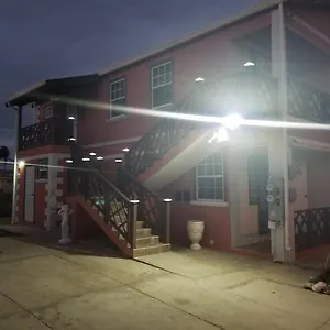 https://breezy-apts.comcaribbean.com
